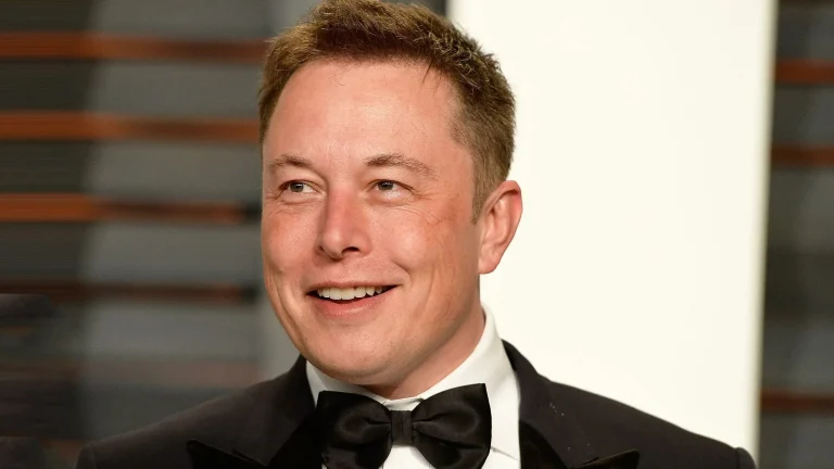 Filha de Elon Musk detona habilidades dele em Overwatch: “Era Bronze, pedia pra ser carregado”